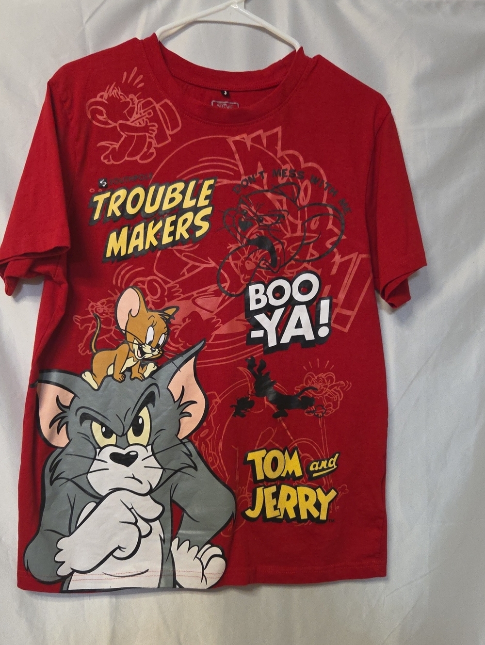 Red 'Trouble Makers' Graphic Tee Size Medium [1648].
